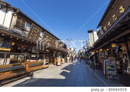 葛飾　柴又帝釈天　参道　商店街 80084959