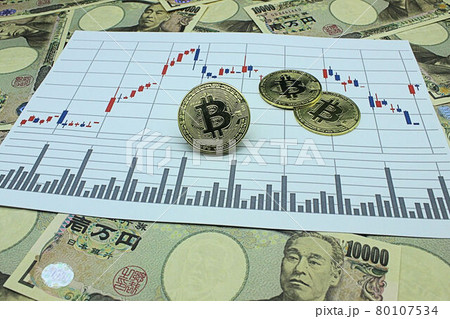 【仮想通貨・ビットコイン・投資などに関する記事のサムネイルに】ビットコインと一万円札 【仮想通貨・ビットコイン・投資などに関する記事のサムネイルに】ビットコインと一万円札 80107534