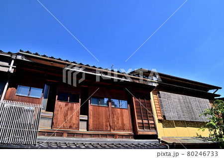 金沢市　にし茶屋街 80246733