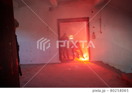 military troops in action urban environment military troops in action urban environment 80258065