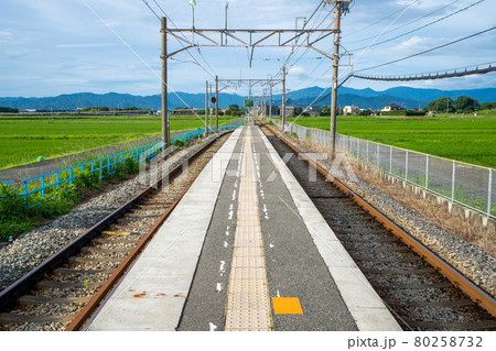 西鉄本郷駅　福岡県三井郡大刀洗町 80258732