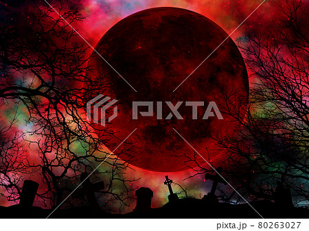 地獄に浮かぶ赤い満月のイラストのイラスト素材