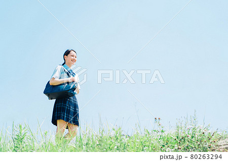 高校生（女子高生）の登下校イメージ 80263294