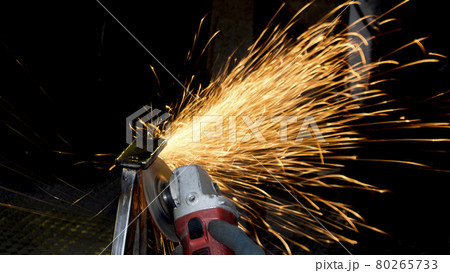 Production of metal structures. Processing of metal products and metal structures at the factory, factory, enterprise and organisation, institution. 80265733