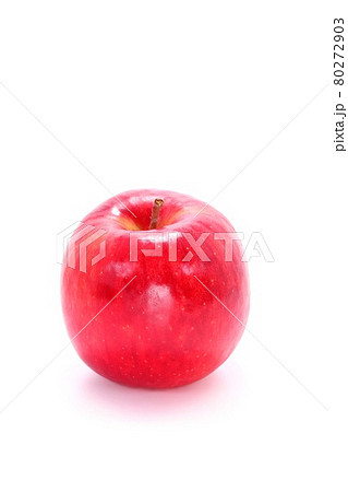 サンジョナゴールド　赤いリンゴ　1個まるごと　明るい背景 80272903
