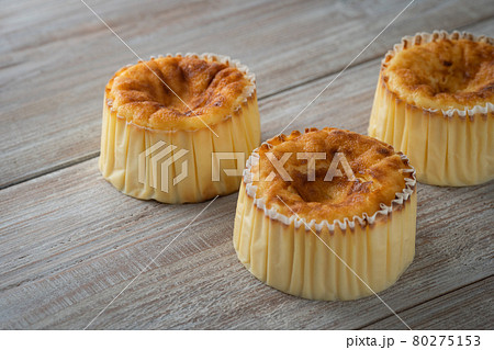 バスクチーズケーキ 80275153