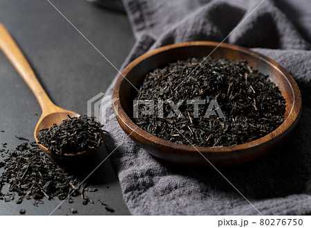紅茶の茶葉 80276750