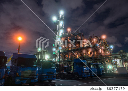 《神奈川県》工場夜景・京浜工業地帯 《神奈川県》工場夜景・京浜工業地帯 80277179