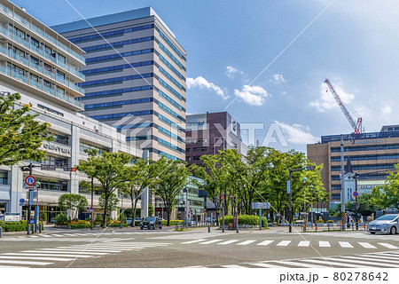 横浜の都市風景 開港広場前交差点 横浜の都市風景 開港広場前交差点 80278642