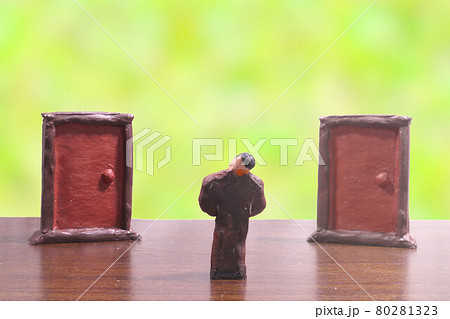 どちらかを選ぶ どちらかを選ぶ 80281323