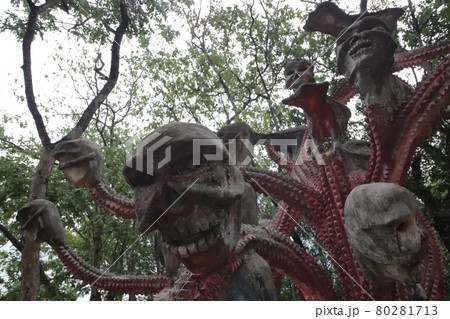 ワット・パーラックローイ 80281713