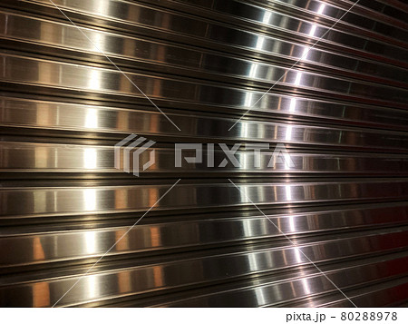 ステンレスのルーバーに反射する光の背景素材_a_01 ステンレスのルーバーに反射する光の背景素材_a_01 80288978
