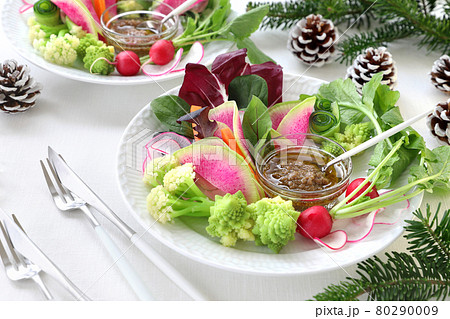 カラフル野菜サラダ バーニャカウダ バーニャカウダソース カラフル野菜サラダ バーニャカウダ バーニャカウダソース 80290009