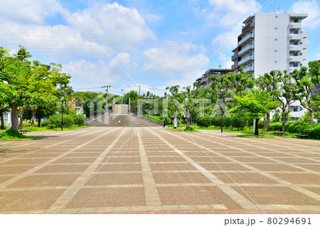 東綾瀬公園わくわく広場より北三谷橋方面を望む(東京都足立区)【2021.7】 80294691