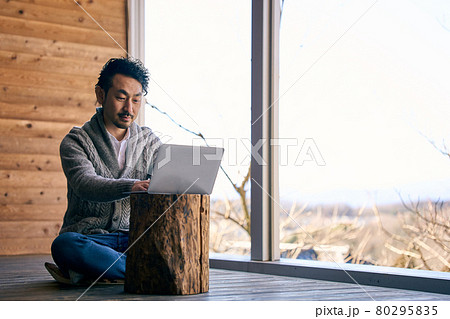 ワーケーションイメージ ワーケーションイメージ 80295835