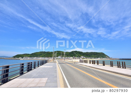 海の中道から望む志賀島　博多湾　福岡市東区志賀島　志賀島橋付近　 80297930