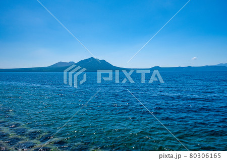 支笏湖と樽前山、風不死岳 80306165