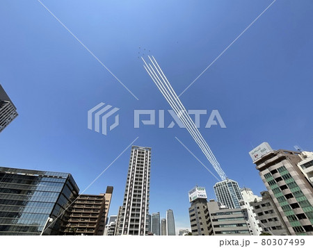ブルー・インパルスが描く空 ブルー・インパルスが描く空 80307499