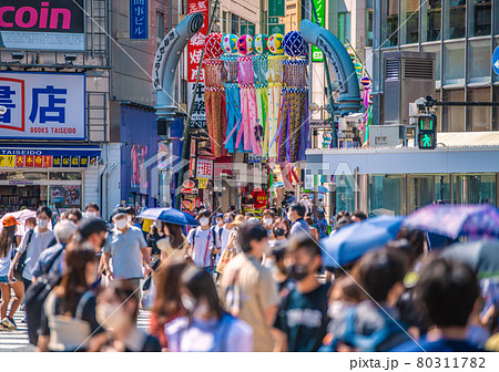 日本の東京都市景観 4度目宣言下。戦慄の1979人。五輪“狂行”、渋谷はもはや平時…＝7月22日 80311782