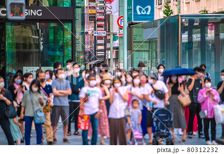 日本の東京都市景観 4度目宣言下。戦慄の1979人。五輪“狂行”、銀座はもはや平時…＝7月22日 80312232
