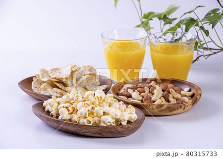 スナック菓子盛り合わせ スナック菓子盛り合わせ 80315733