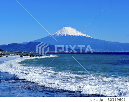 清水海岸からの富士山 80319601