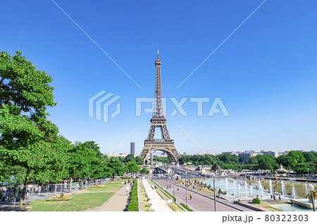 エッフェル塔　パリ　フランス 80322303