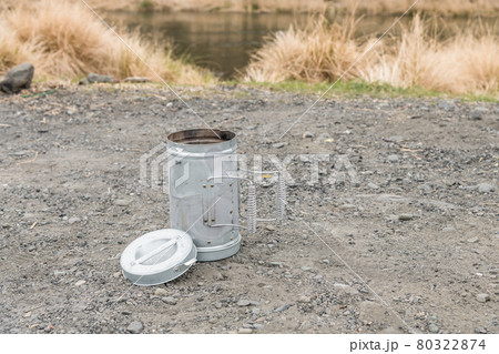 【オートキャンプ　設営完了直後、火起こし前の様子】 80322874