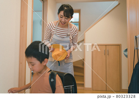 小学生ママ 小学生ママ 80323328