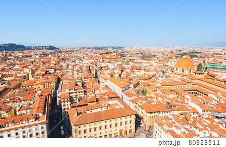 イタリア フィレンツェ旧市街の町並みの写真素材 [80323511] - PIXTA