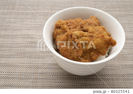 新潟県名物 タレカツ丼（手作り） 80325541