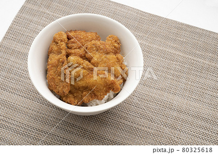 新潟県名物 タレカツ丼(手作り) 新潟県名物 タレカツ丼(手作り) 80325618