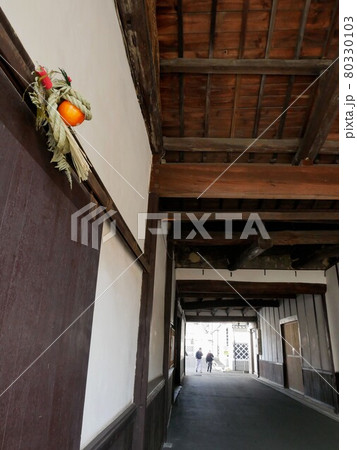 正月の酒蔵　（東広島市西条町酒蔵通り） 80330103