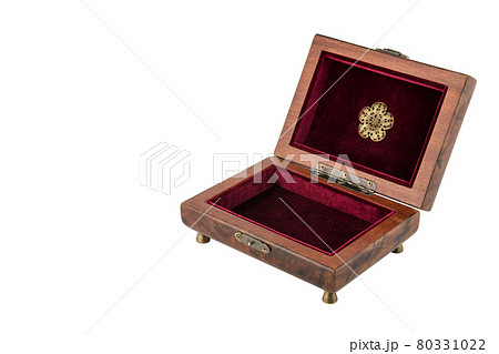 Open wooden jewelry box with velvet lining Open wooden jewelry box with velvet lining 80331022