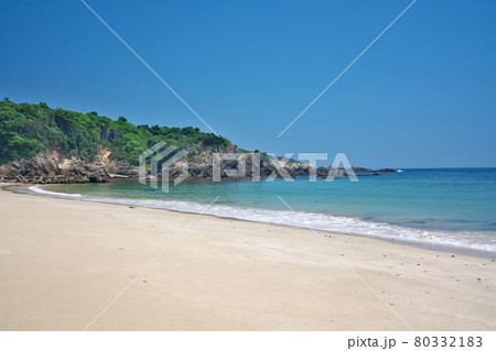 【千鳥ヶ浜海水浴場】 三重県鳥羽市相差町千鳥ヶ浜 80332183