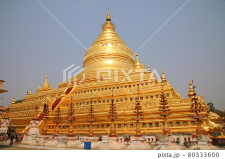 シュエズィーゴン・パゴダ(ニャウンウー、ミャンマー) シュエズィーゴン・パゴダ(ニャウンウー、ミャンマー) 80333600