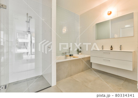 Interior design of beautiful and elegant bathroom Interior design of beautiful and elegant bathroom 80334341