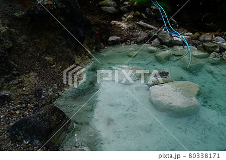 乳頭山　一本沢コースの野天風呂 80338171