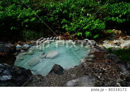 乳頭山　一本沢コースの野天風呂 80338172