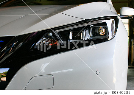 洗車後のボディーの輝き 80340285