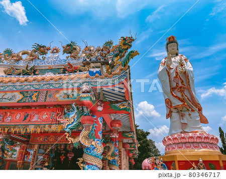 Wat Saman Rattanaram flower petals temple in Chachoengsao, Thailand Wat Saman Rattanaram flower petals temple in Chachoengsao, Thailand 80346717