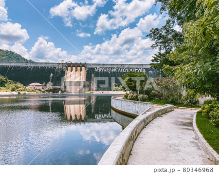 Khun Dan Prakarn Chon Dam in Saraburi, Thailand 80346968