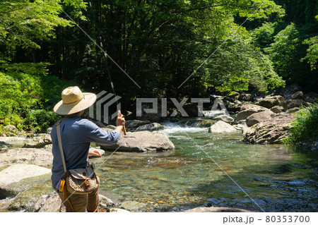 テンカラ 渓流釣りの写真素材