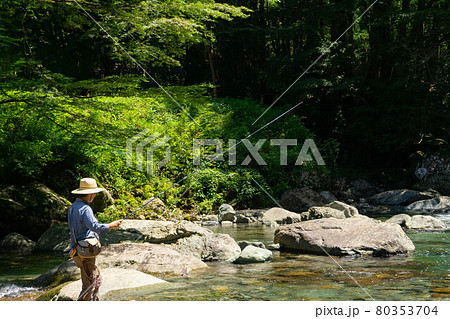 テンカラ　渓流釣り 80353704