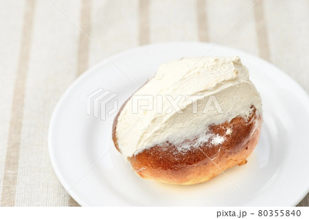 マリトッツオ 80355840