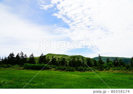 秋田 乳頭山 孫六コースからの乳頭山 遠景 秋田 乳頭山 孫六コースからの乳頭山 遠景 80358174