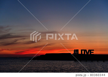 松任海浜公園のLOVEと夕景 80360344