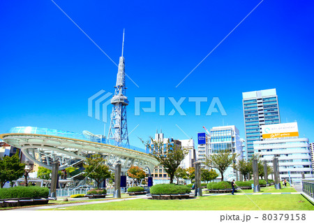 名古屋市、名古屋テレビ塔とオアシス21の風景 名古屋市、名古屋テレビ塔とオアシス21の風景 80379158