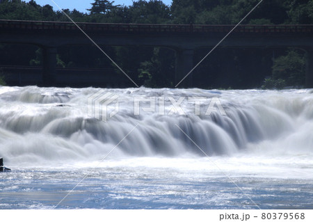乙字ヶ滝（福島県・須賀川市） 80379568