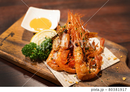 海老の素揚げ 料理写真 80381917